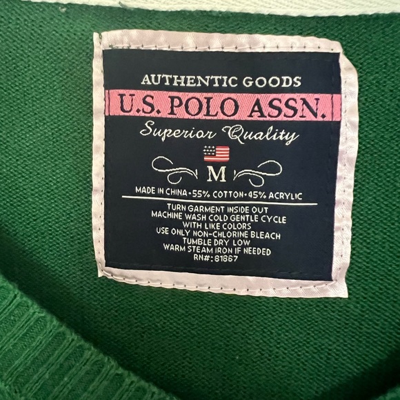 Authentic Goods U S Polo Sweater. #1402 - Picture 6 of 6